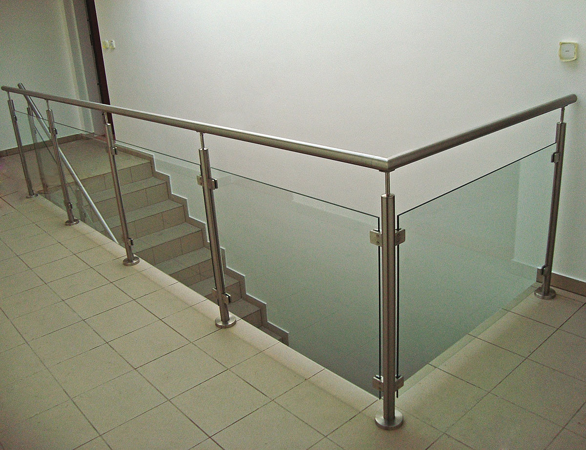 Stĺpik, vrchné kotvenie - obojstranný180°