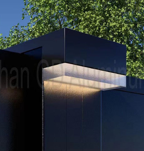 LED svetlo pre stĺpik 80x80 so fotovoltickým panelom a batériou