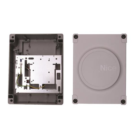 Skrinka pre elektroniku MC424/MC824H