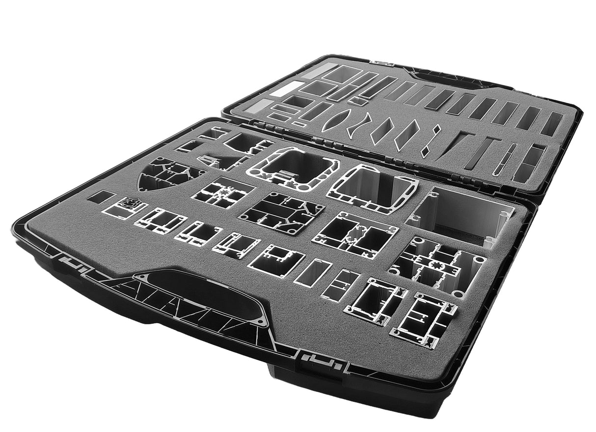 Kufrík reprezentačný bránové a plotové profily, 440 x 346 x 120