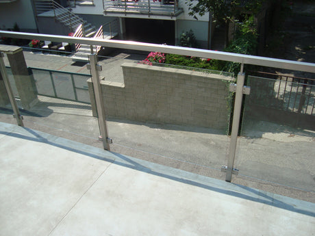 Držiak skla, zábradlie