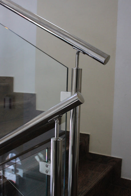 Držiak skla, zábradlie